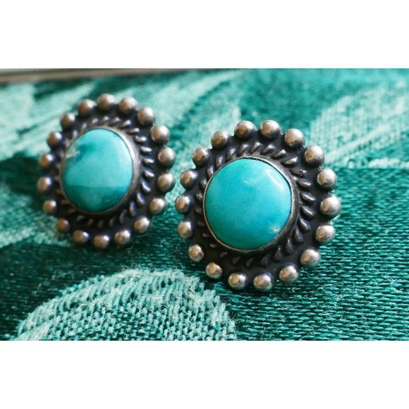 Antique Sterling Silver & Turquoise Pierced Earrings with Threaded Screw Backs - Picture 9 of 9